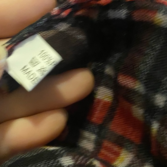 Oversize Floral Black and Red Scarf Wrap Extra Long - Picture 10 of 10